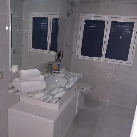 住宿加早餐酒店 Wendy House 巴里