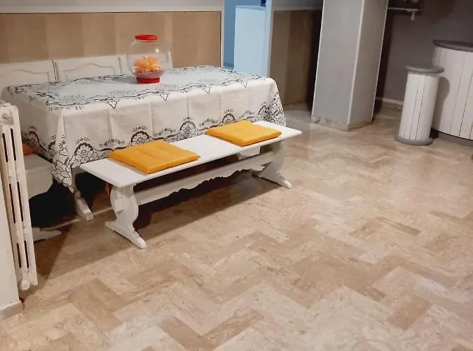 Wendy House לינה וארוחת בוקר 4*