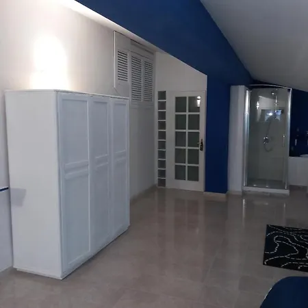 Wendy House * Bari