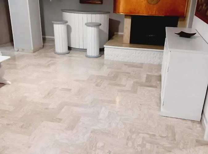 Bed & Breakfast Wendy House 4*